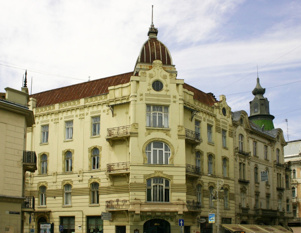 czterycztery