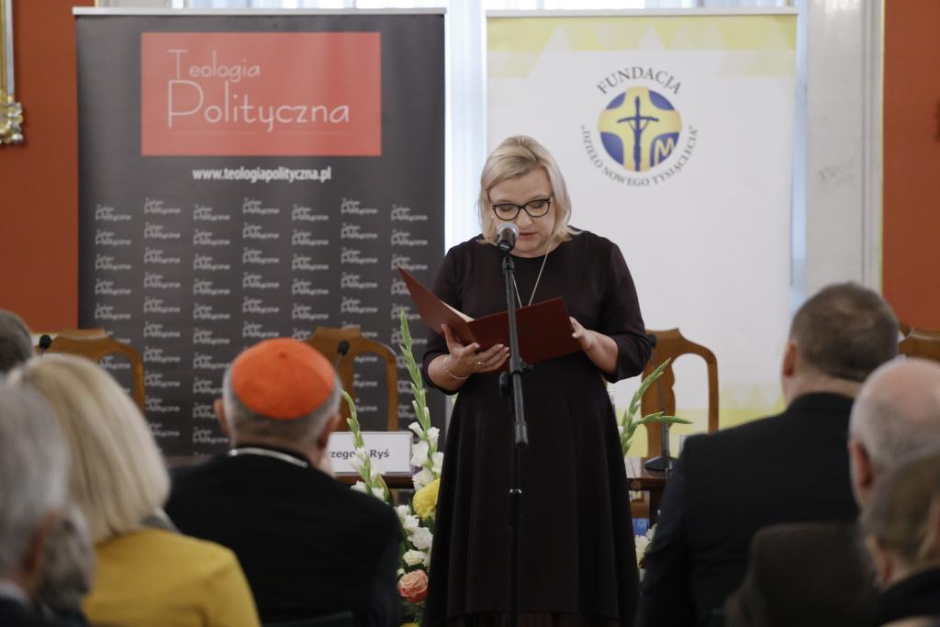 Premier Beata Szydło do uczestników konferencji  „Europa – kryzys i nadzieja” 
