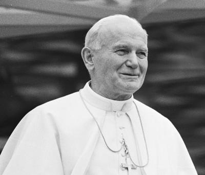 Maria Jolanta Olszewska: Wojtyła – dramaturg. Filologiczna przeszłość Jana Pawła II