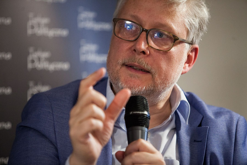 „Między Północą a Południem”. Relacja ze spotkania z Markiem A. Cichockim