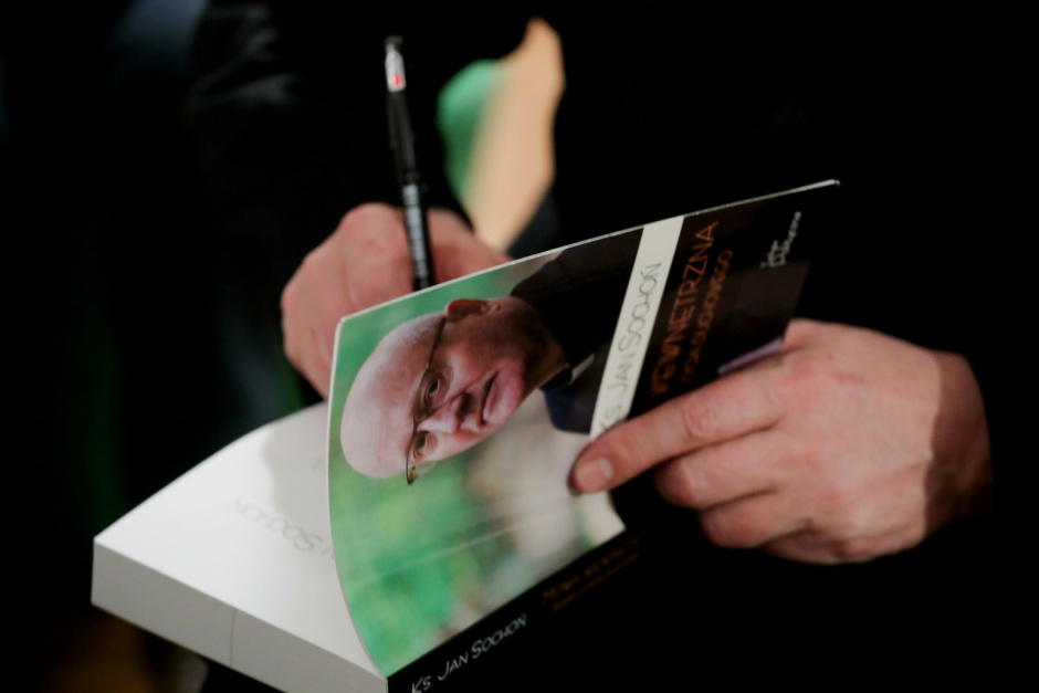 Wojciech Stanisławski o książce ks. Sochonia: Notes metafizyczny