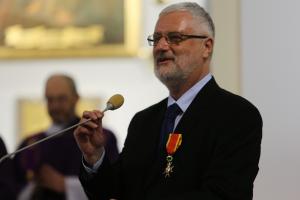 Prezes KAI Marcin Przeciszewski odznaczony przez Papieża i Prezydenta RP