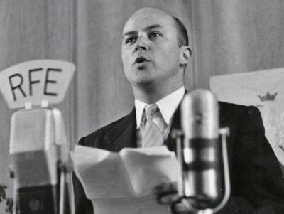 Violetta Wejs-Milewska: Gustaw Herling-Grudziński i Radio Wolna Europa 