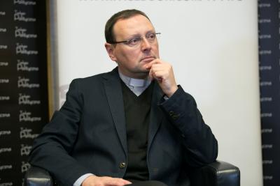 Ks. Jacek Grzybowski: Unia Europejska wobec paradoksów demokracji – rozumne wybory czy społeczne emocje?