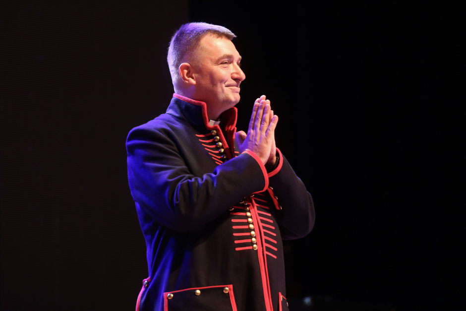 Etos, który nie wygasa. Rozmowa o nagrodzie im. Jana Rodowicza „Anody” z ks. Andrzejem Augustyńskim, członkiem kapituły nagrody 