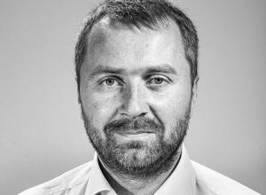 Jaroslav Daniška: Tacy bliscy, a dalecy