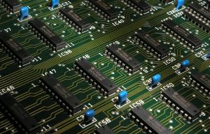 Błażej Sajduk: Geopolityczne znaczenie technologii 5G