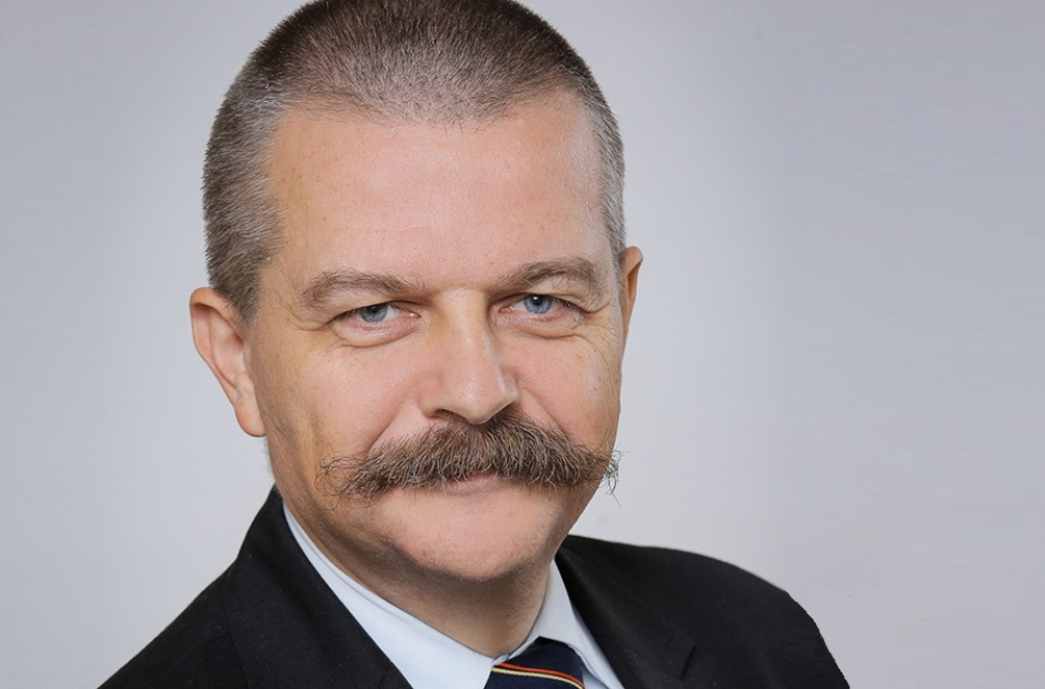 Przemysław Żurawski vel Grajewski: Bić się czy nie bić? Oczywiście – bić. Rzecz o miałkości kapitulanckiego „rewizjonizmu” historycznego