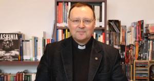 [FILM] Ks. Jacek Grzybowski zachęca do wsparcia „Teologii Politycznej Co Tydzień”