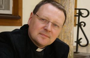 Ks. Jacek Grzybowski: Odnaleźć prawdę o powinnościach wobec człowieka
