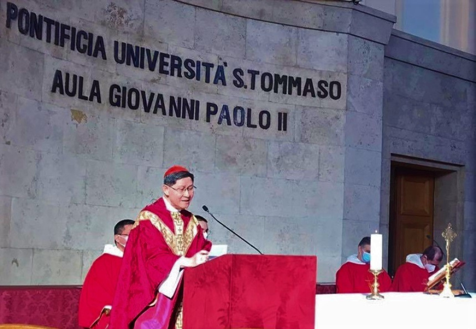 Kardynał Luis Antonio Tagle na inauguracji roku akademickiego na Angelicum