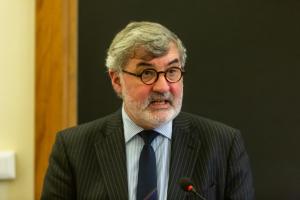 [CAŁY WYKŁAD] Lord Alderdice „Religia – jako źródło pokoju czy niepokoju w społeczeństwie?”