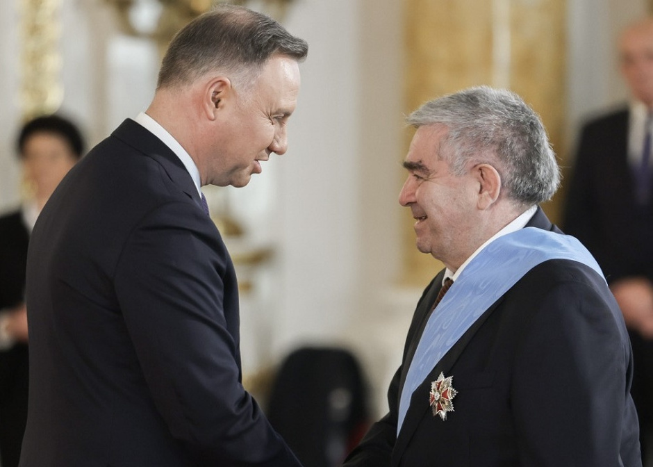 Prezydent RP Andrzej Duda podczas wręczenia Orderu Orła Białego Antoniemu Liberze