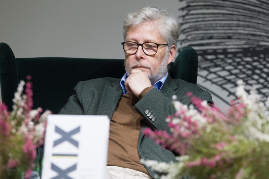 Ks. Marek Dobrzeniecki: Polacy wobec Hegla, czyli o „Początku końca historii” Marka A. Cichockiego