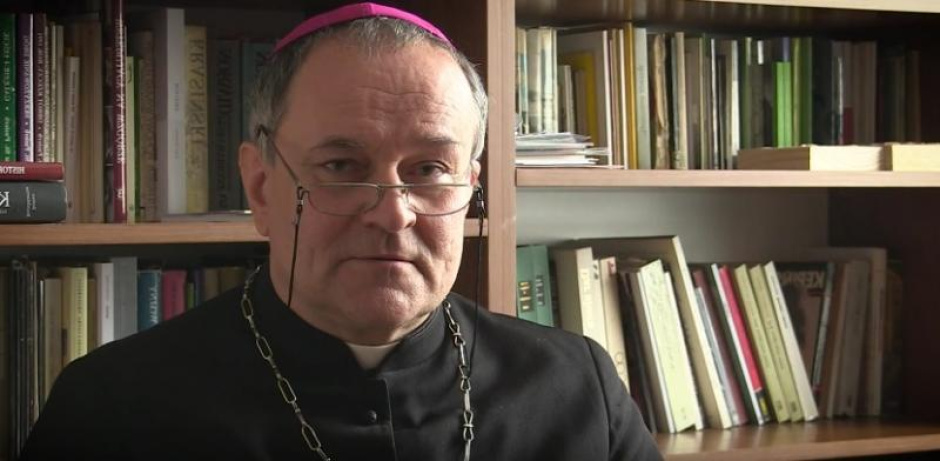 Wiara, która nie potrzebuje kultury, staje się niepotrzebna. Wywiad z bp. Michałem Janochą