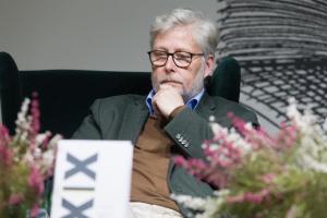 Ks. Marek Dobrzeniecki: Polacy wobec Hegla, czyli o „Początku końca historii” Marka A. Cichockiego