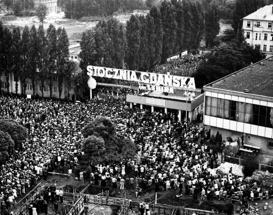 Bp Jacek Grzybowski: „Utopia Solidarności” – oryginalny projekt polskiej filozofii polityki wg Jadwigi Staniszkis