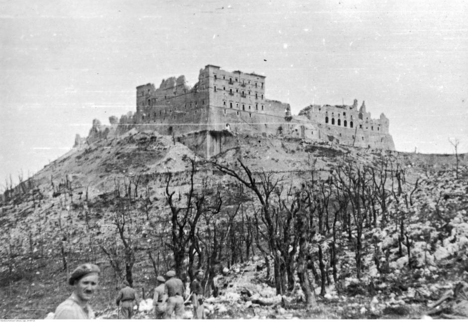 Tomasz Leszkowicz: Dobrzy żołnierze i zły generał. Pamięć bitwy o Monte Cassino w PRL