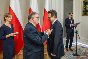 Jesteśmy dumni! Dariusz Karłowicz z Krzyżem Oficerskim Orderu Odrodzenia Polski