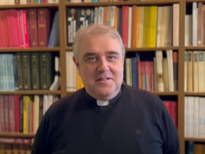 Ks. prof. Robert J. Woźniak o książce „Herezja sekularności” Piotra Popiołka