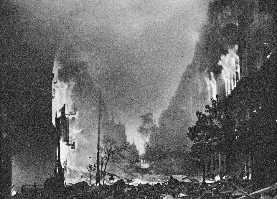 Paweł Ukielski: Powstanie Warszawskie Kazimierza Moczarskiego