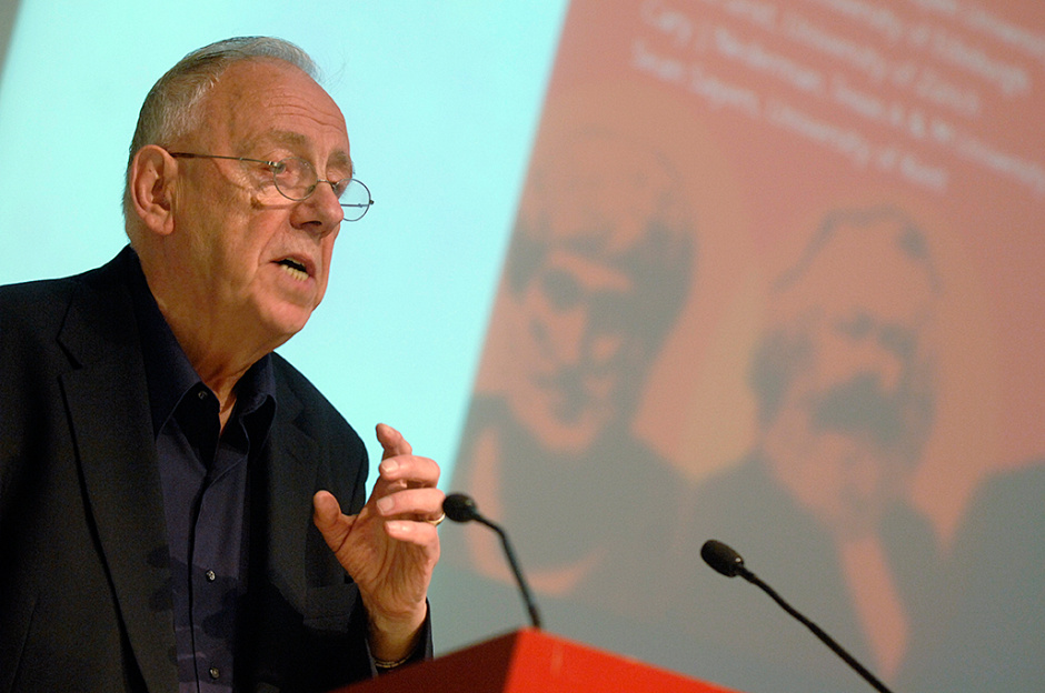 Kamil Aksiuto: Alasdair MacIntyre – wyzwanie radykalnego myślenia
