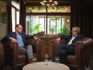 Polska, wieczny romans. Dariusz Gawin w rozmowie z Jakubem Morozem