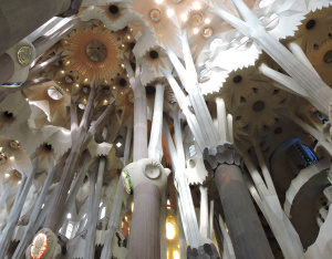 Krzysztof Stefański: Kościół Sagrada Família w Barcelonie – arcydzieło Antonia Gaudiego