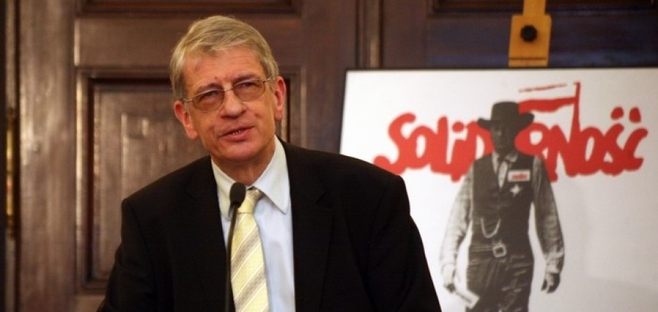 Prof. Wojciech Roszkowski o najnowszej książce Marka A. Cichockiego