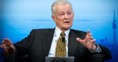 Zbigniew Brzeziński: W stronę rekonfiguracji sceny globalnej