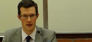 Jan Malesza: Schmitt o konsekwencji w realizacji zasady demokratycznej w demokratyczno-liberalnych porządkach konstytucyjnych