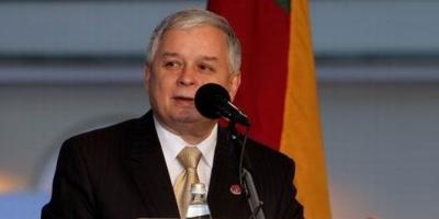 Lech Kaczyński: Kontrola życia politycznego przez wąskie środowisko