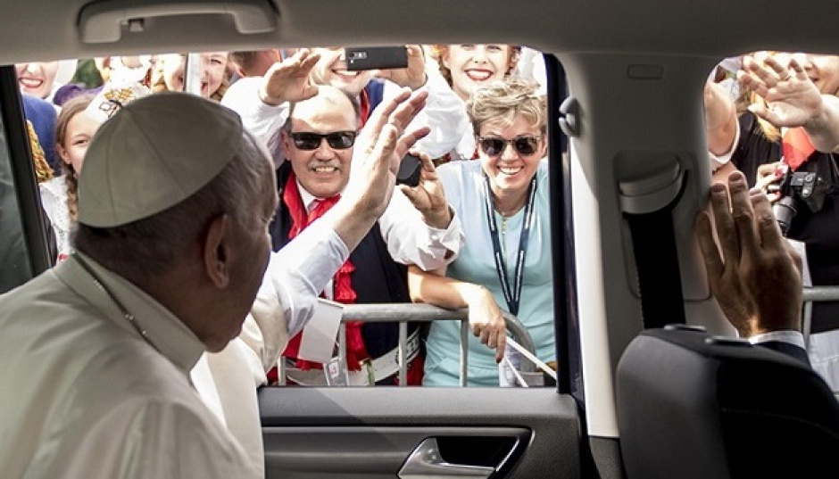 Maciej Gaździcki: Niewygodna kanapa kłopotliwego Franciszka, czyli kilka słów o ŚDM