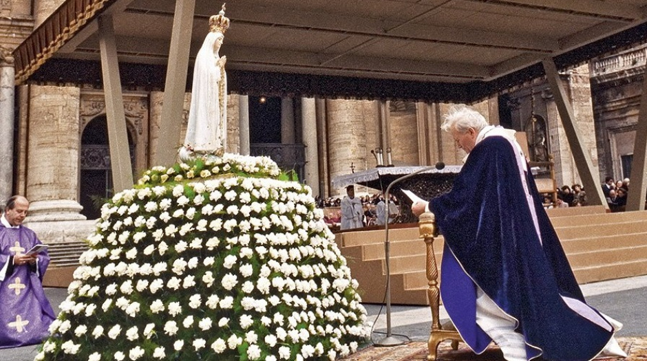 Między Fatimą a Watykanem: Homilia św. Jana Pawła II
