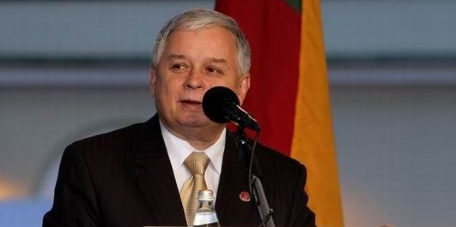 Lech Kaczyński: Kontrola życia politycznego przez wąskie środowisko