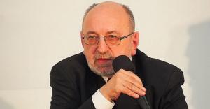 Krzysztof Masłoń: Zamknięte dzieło